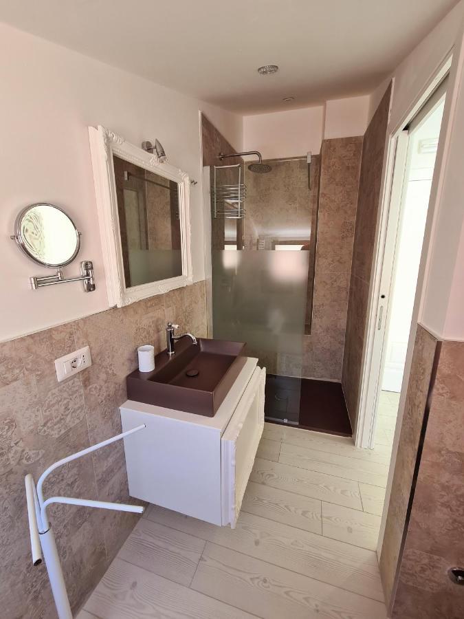 Isola Nel Parco Villas & Rooms La Maddalena  Eksteriør bilde